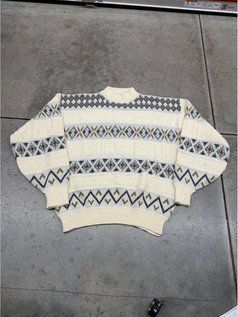 vintage mcgregor white and grey striped knit sweater size large